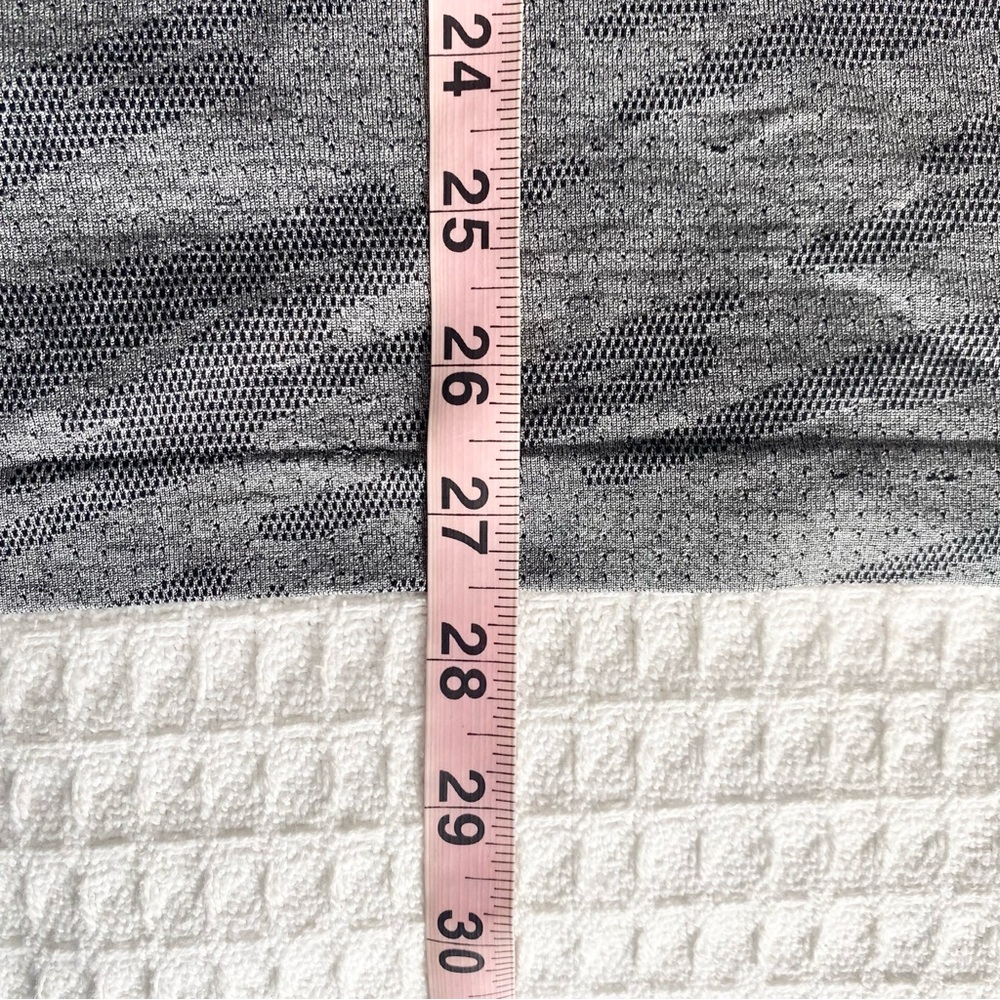 Lululemon men’s grey camo short sleeve tee size large - Picture 6 of 6